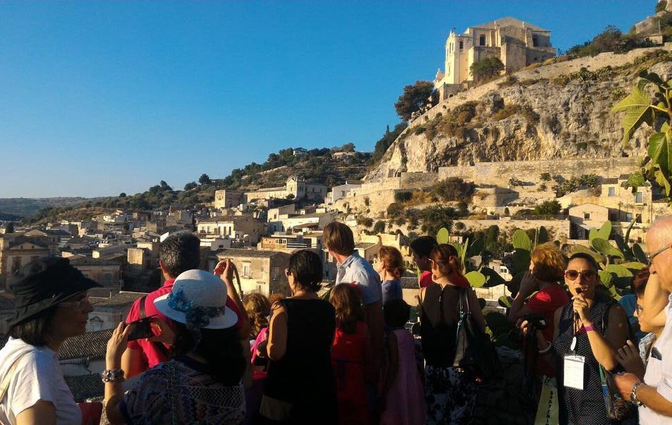 Passeggiate Tanit all'Altobello. Passeggiate turistiche per Scicli