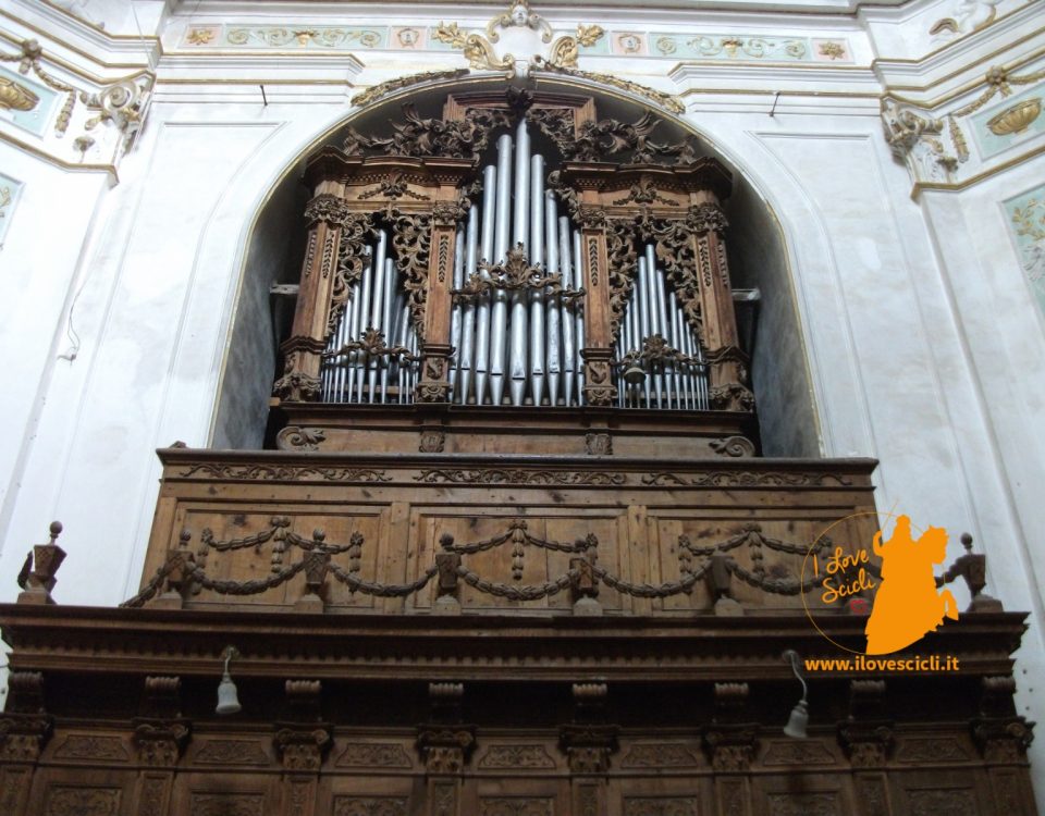 descrizione completa dell'organo a cura del M° Marcello Giordano Pellegrino